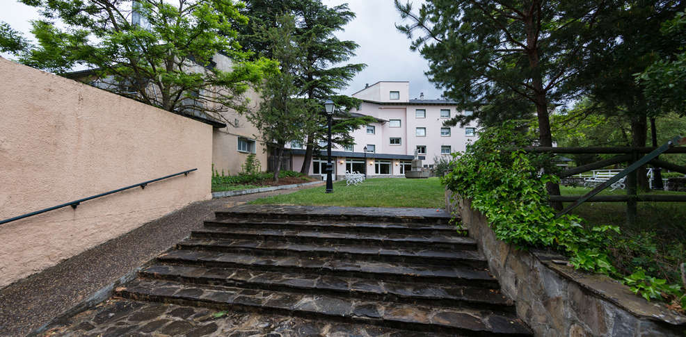 Hotel La Pardina Сабіньяніго Екстер'єр фото